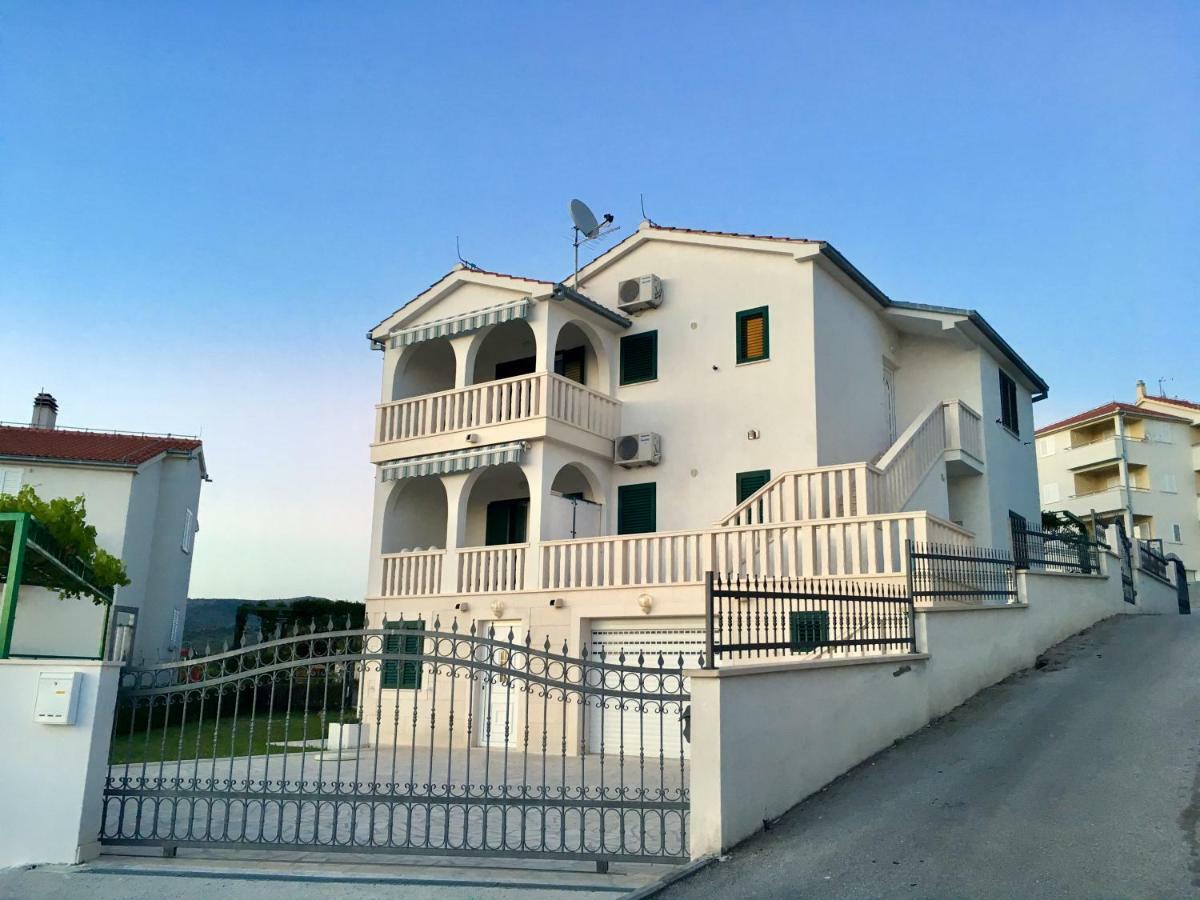 Apartment Olic 罗戈兹尼察 外观 照片