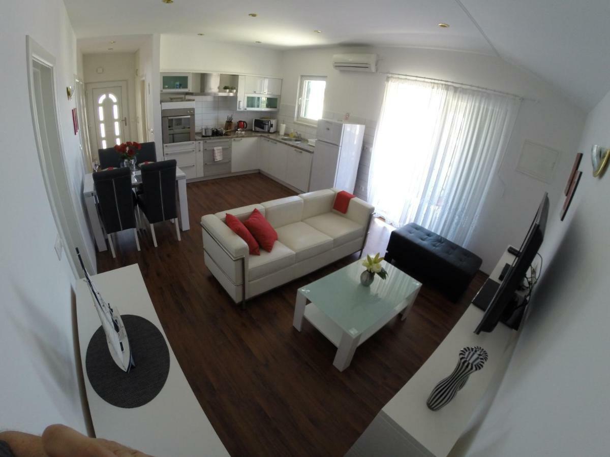 Apartment Olic 罗戈兹尼察 外观 照片