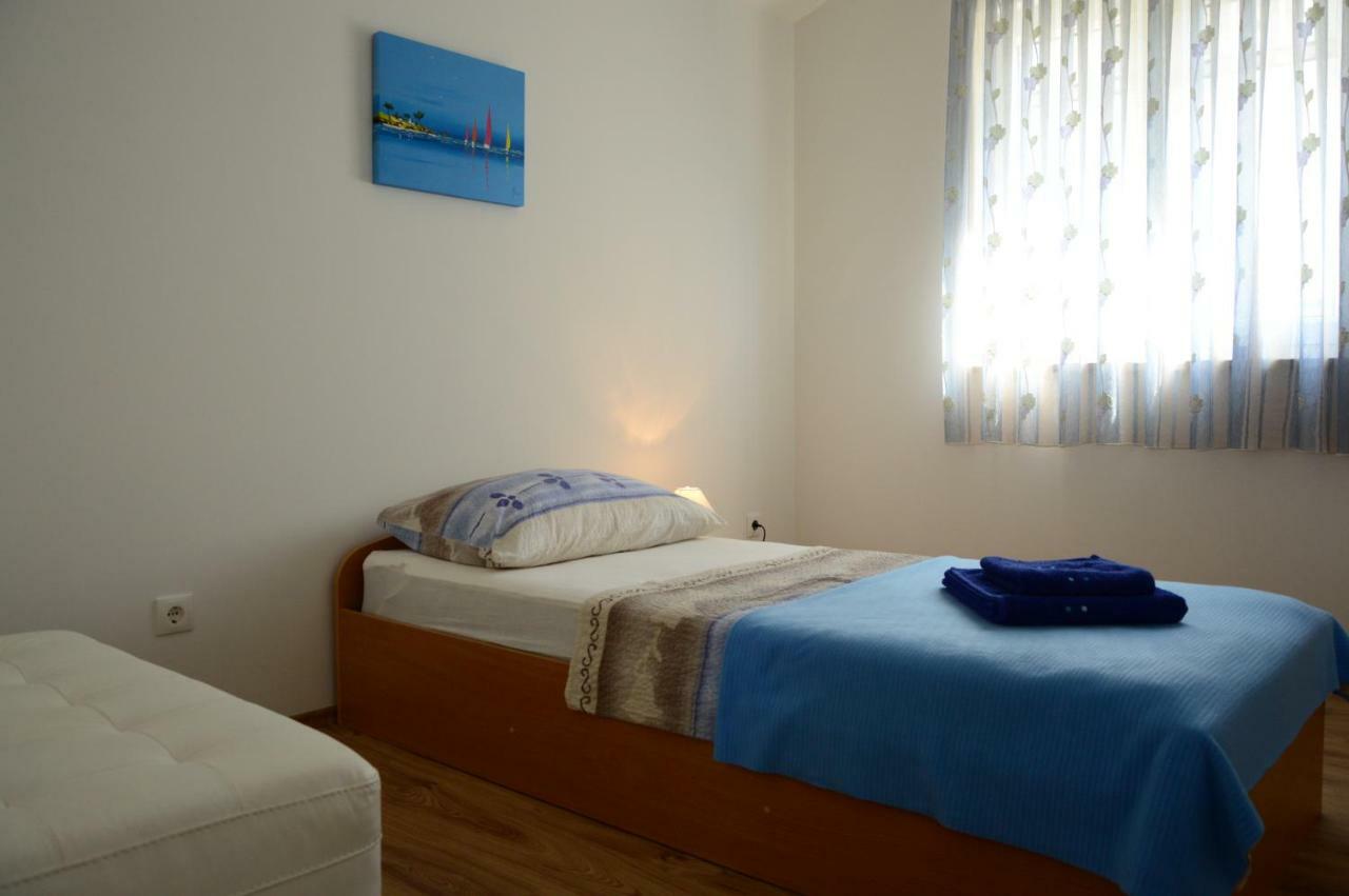 Apartment Olic 罗戈兹尼察 外观 照片